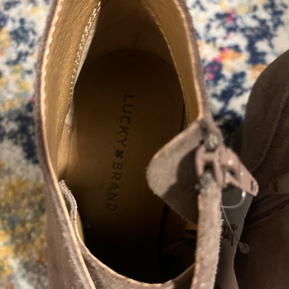 Lucky Brand Light Tan Suede Booties - Never Been Worn - Picture 9 of 11